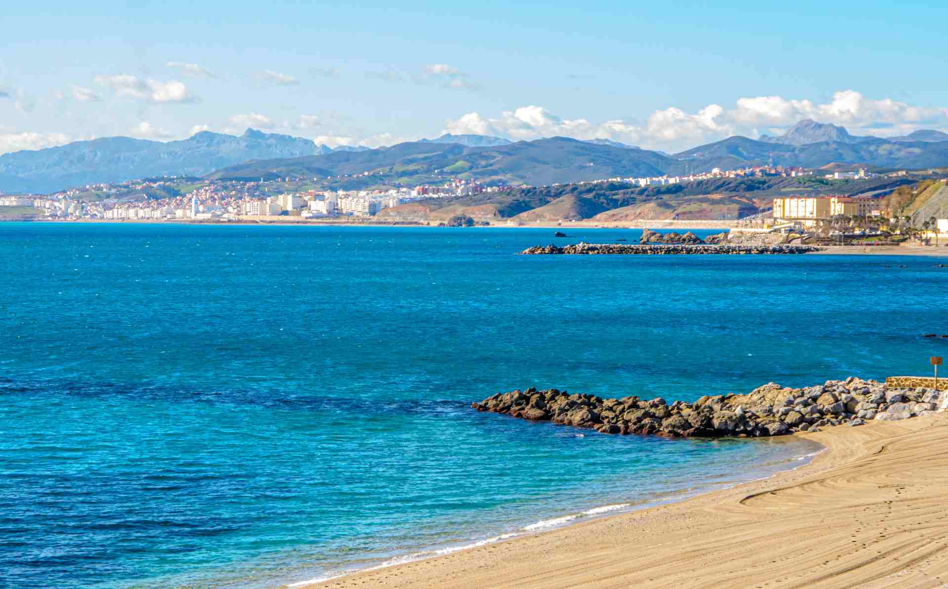 ¿A qué se debe el aumento de la crisis migratoria en Ceuta?