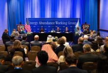 Representación de Venezuela llega a Houston invitada por Trump para discutir el futuro energético
