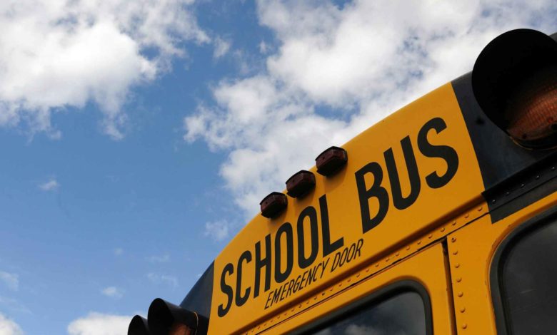 Dos estudiantes con necesidades especiales quedaron solos en un autobús en Tooele y el distrito despidió al conductor