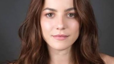Actriz venezolana Juliet Pardau contó el incómodo regreso a su país tras una década: trámites, cobros y un pasaporte que nunca llegó