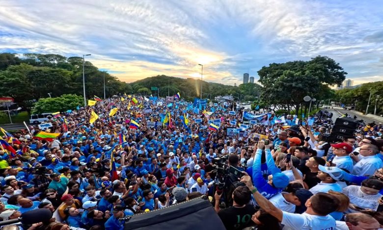 Movilizaciones en diez estados de Venezuela exigen elecciones presidenciales y el regreso de María Corina Machado