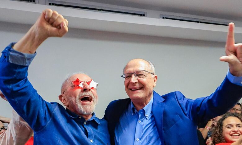 Lula gana la presidencia de Brasil y Flávio Bolsonaro cuestiona el resultado electoral