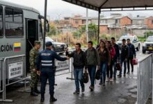 Colombia ordena acelerar la deportación de venezolanos irregulares con registros judiciales en Bogotá
