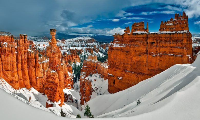 Utah recibe su primera gran nevada de la temporada: Cierran rutas y atracciones turísticas