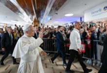 El papa León XIV enfrenta su recuperación tras una cirugía por cáncer de pulmón
